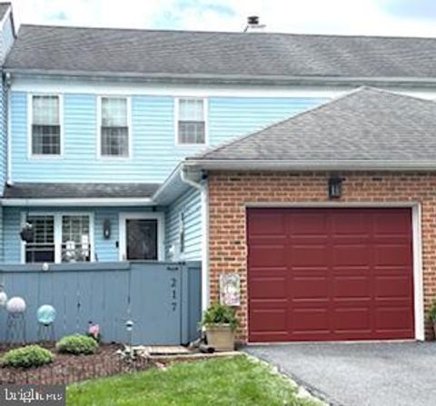 217 WINDING HILL DRIVE LANCASTER PA 17601