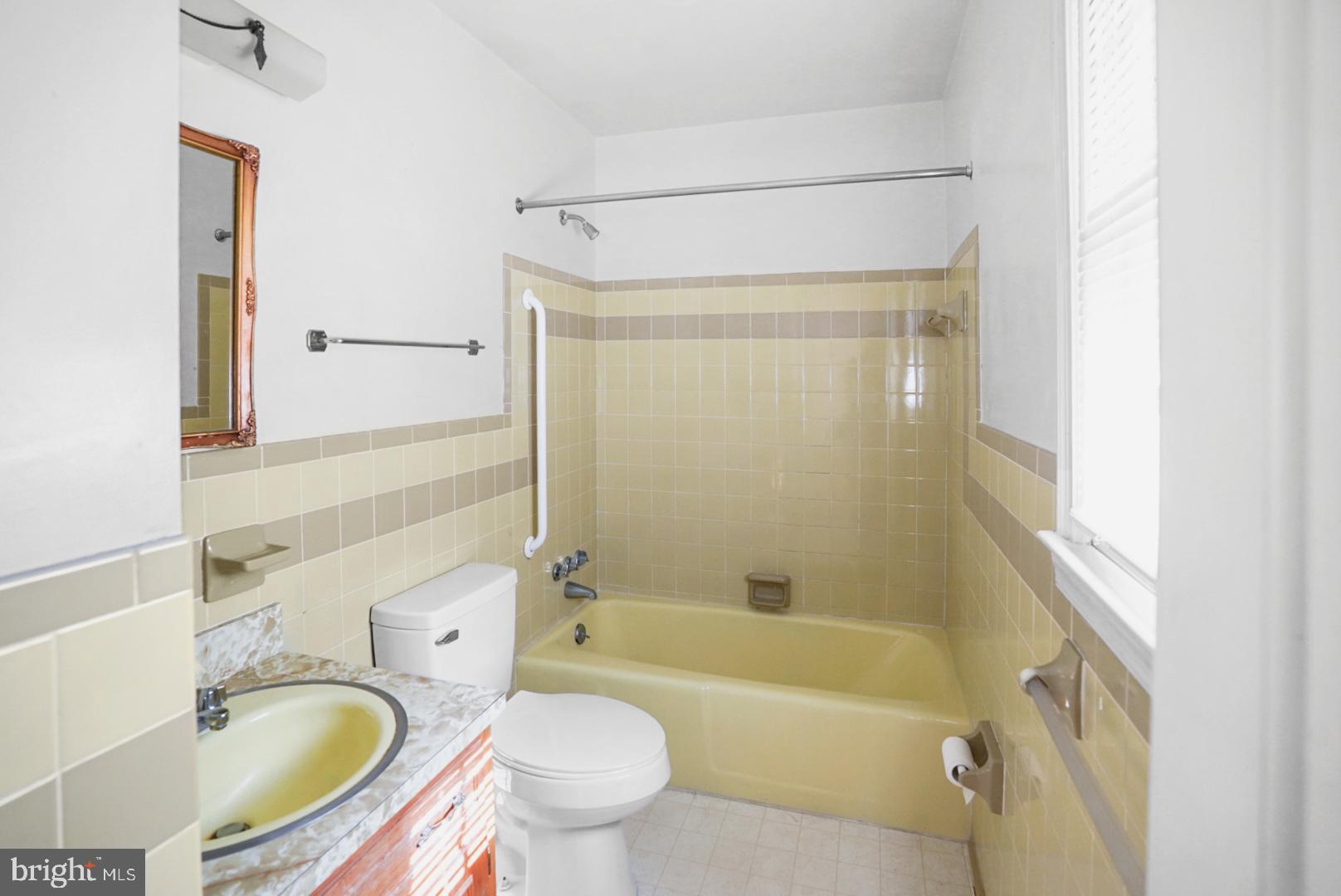 SHERATON HILLS - Residential