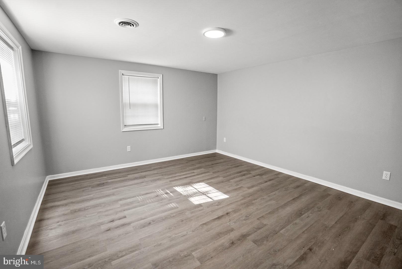 SHERATON HILLS - Residential