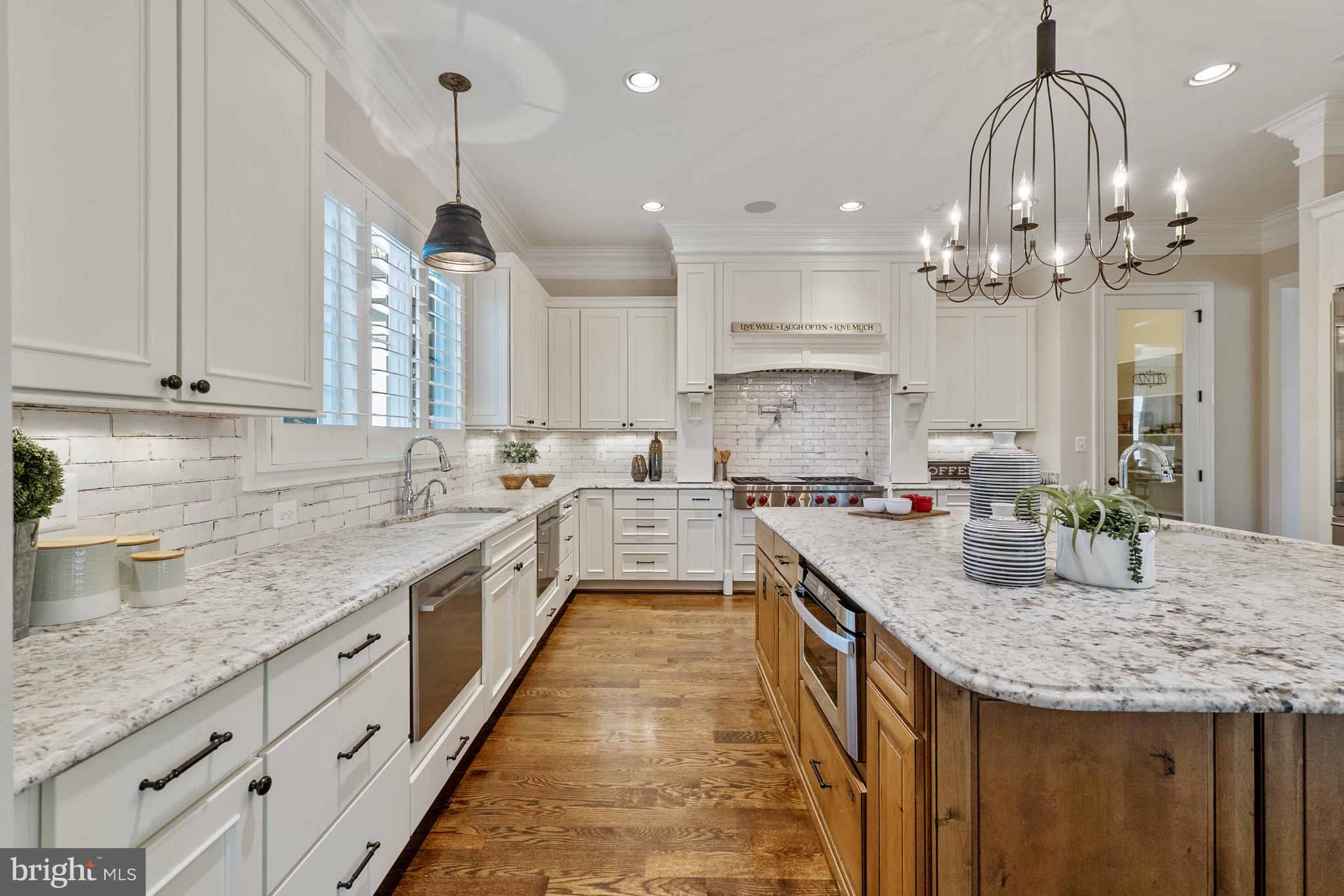 LAWTON MANOR - Residential