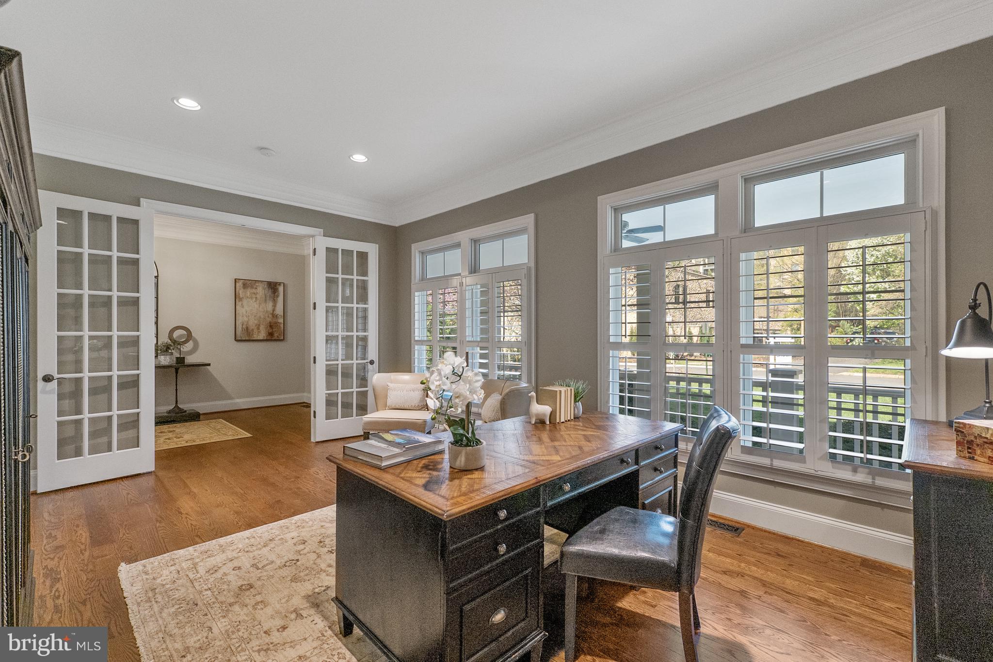 LAWTON MANOR - Residential