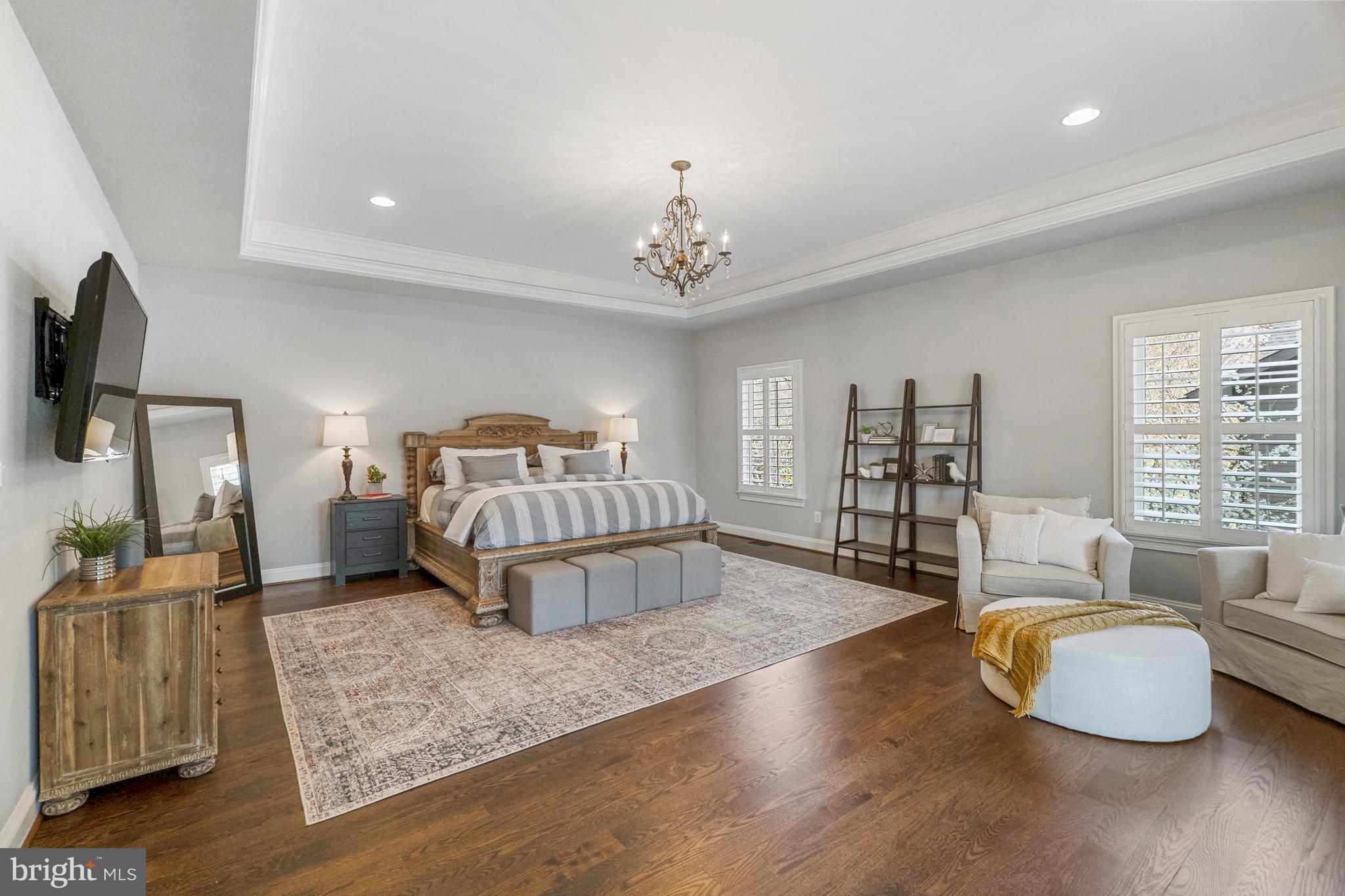 LAWTON MANOR - Residential