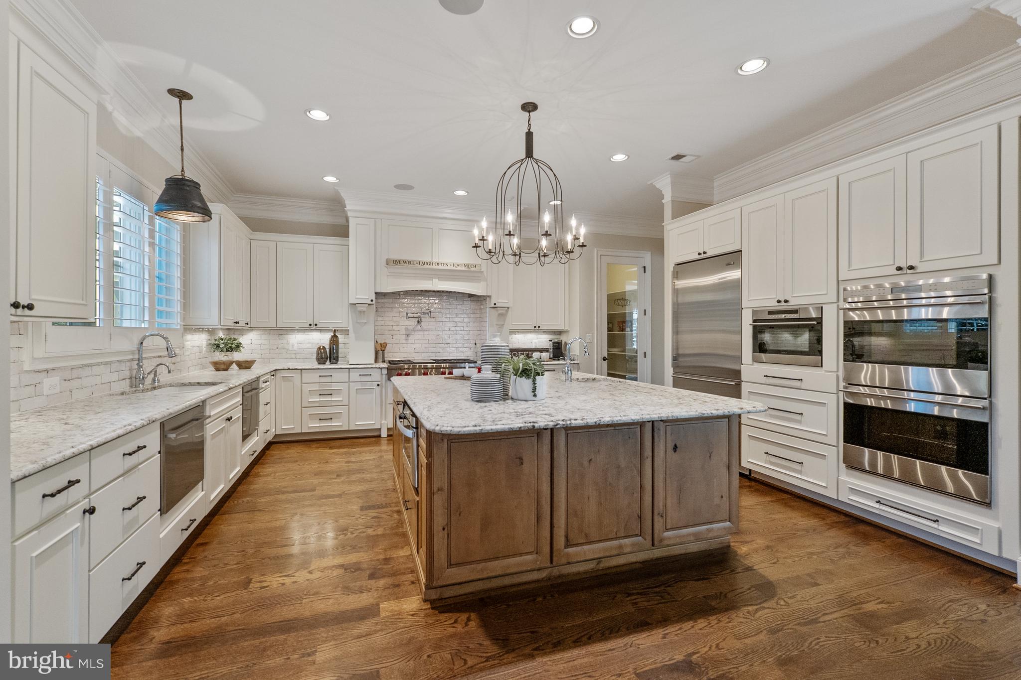 LAWTON MANOR - Residential