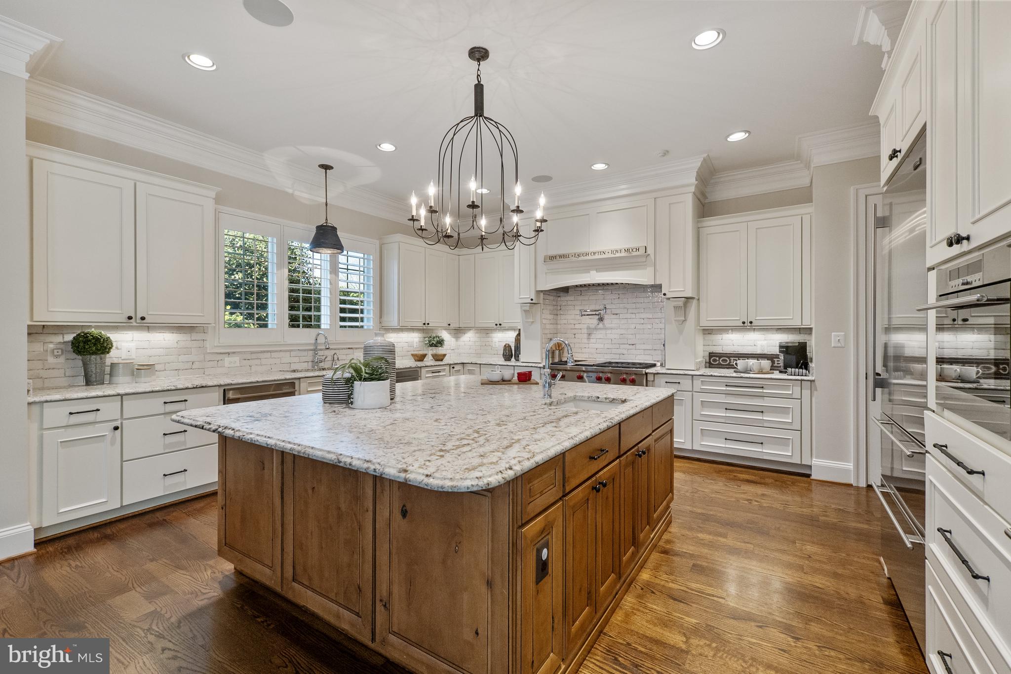 LAWTON MANOR - Residential