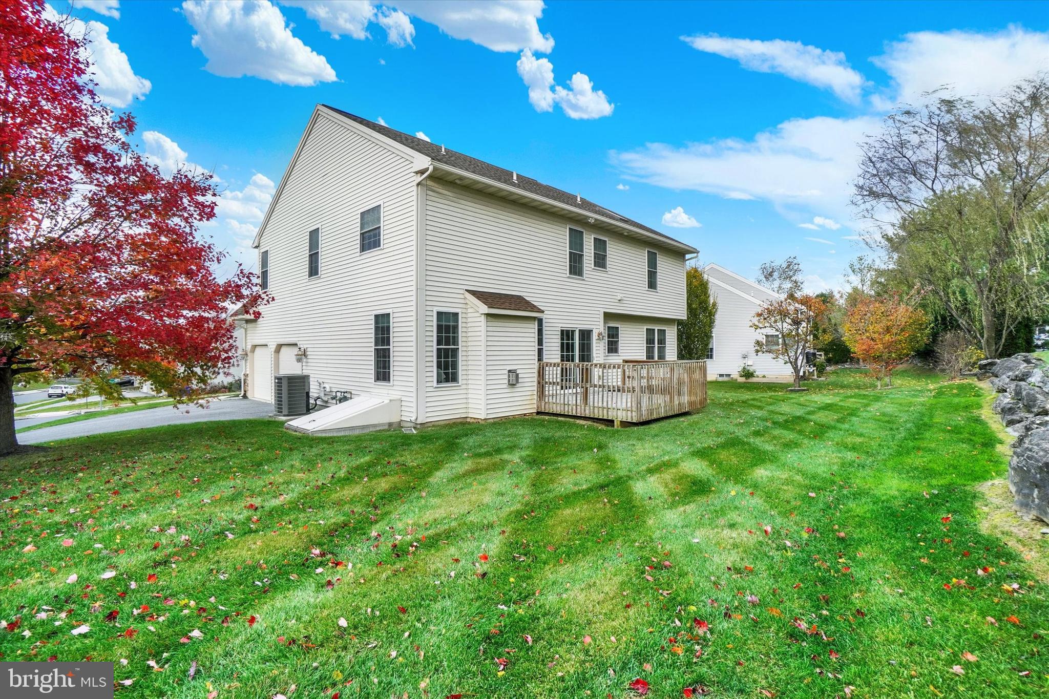 LAFAYETTE PLACE - Residential