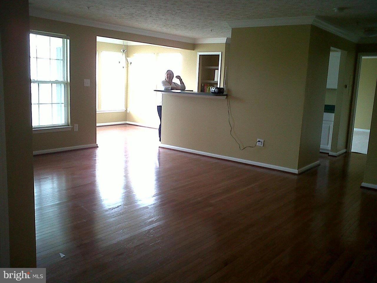 PINEY ORCHARD - Residential Lease