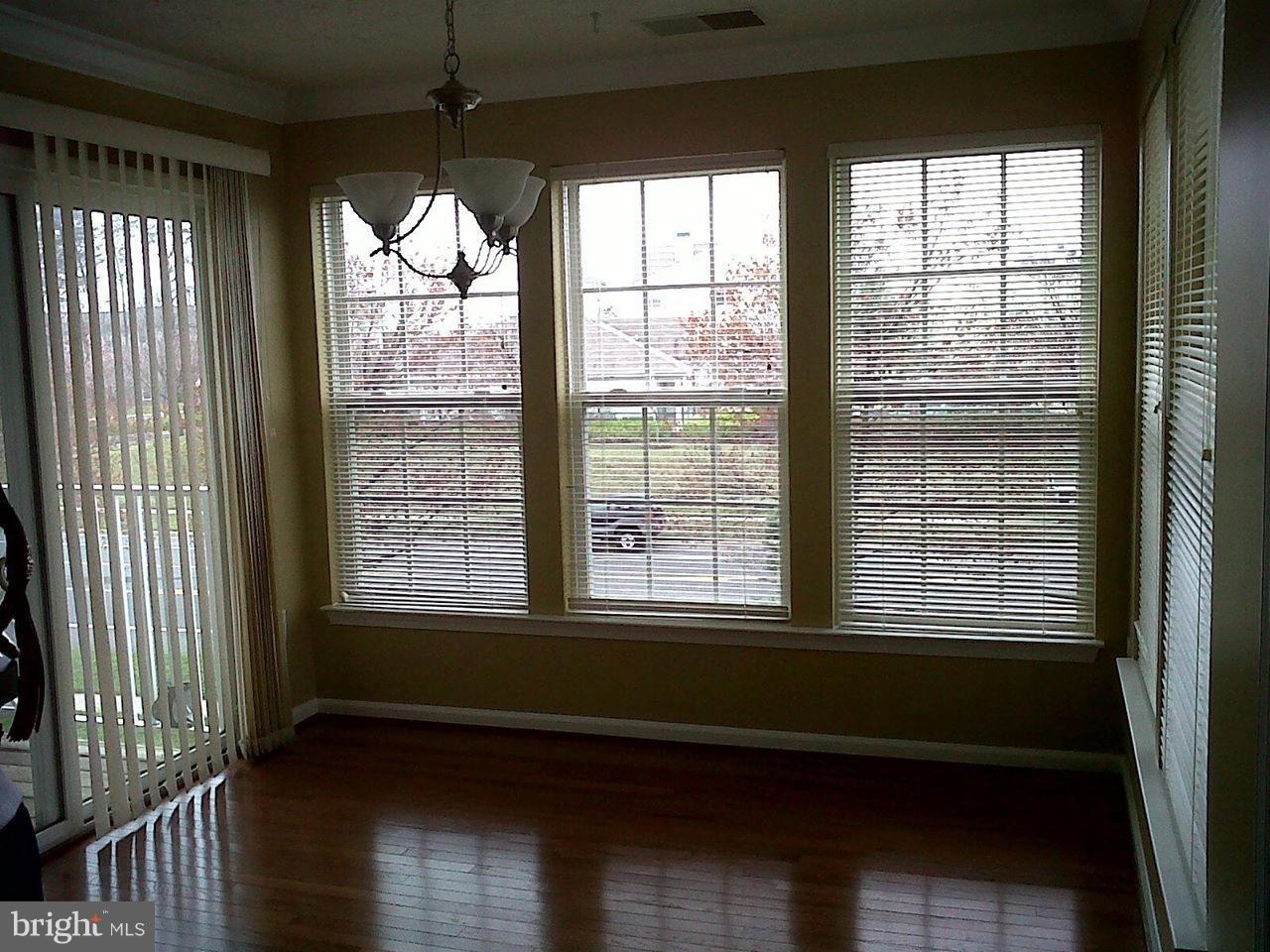 PINEY ORCHARD - Residential Lease