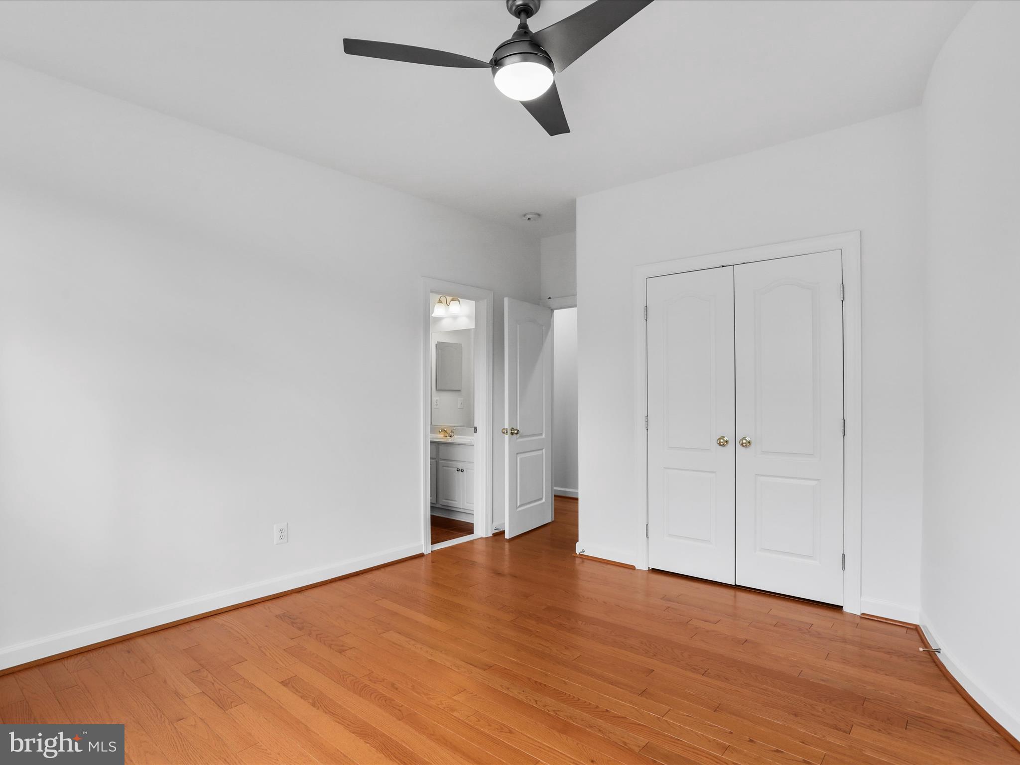 ASHBURN - Residential