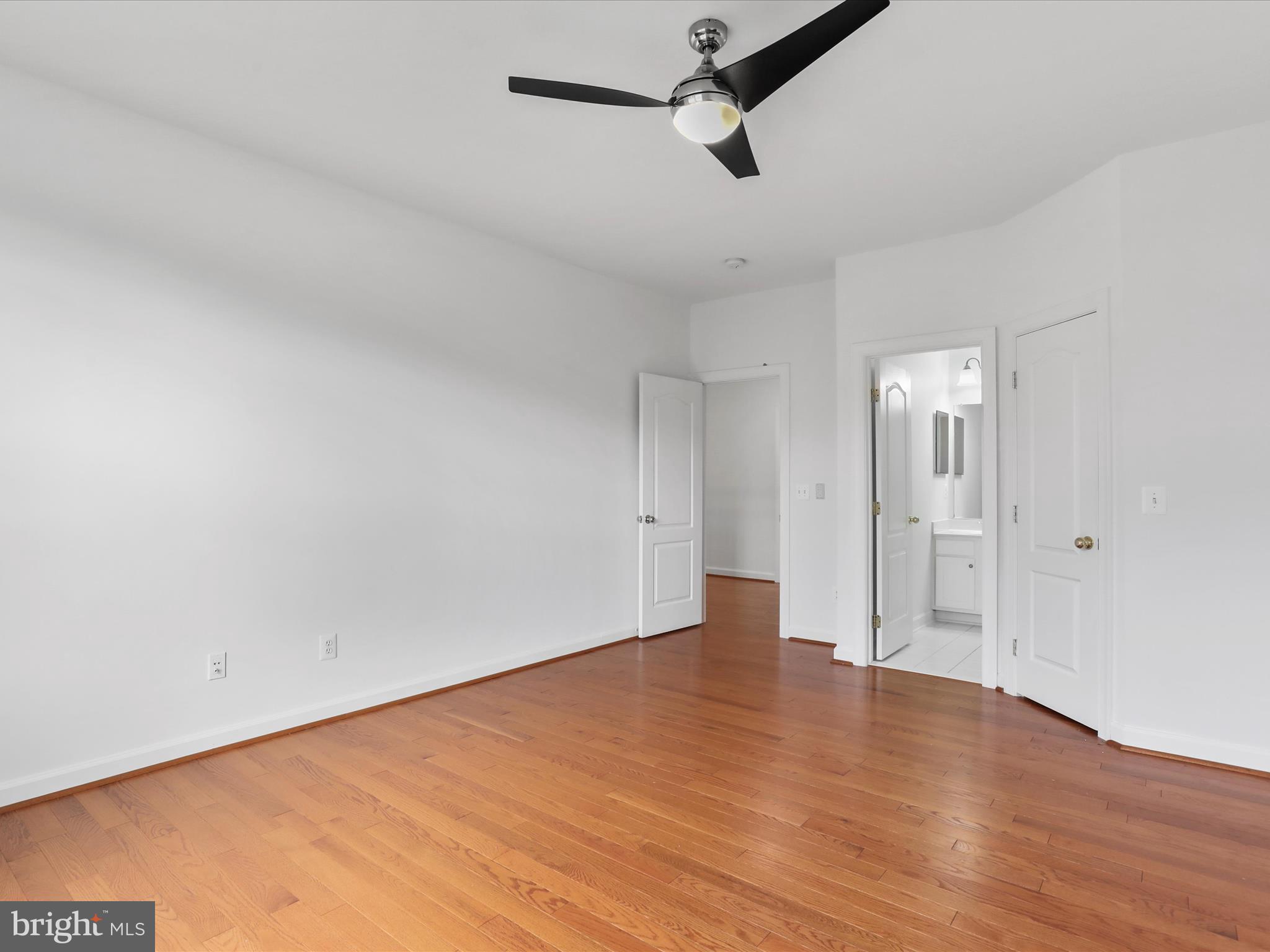 ASHBURN - Residential