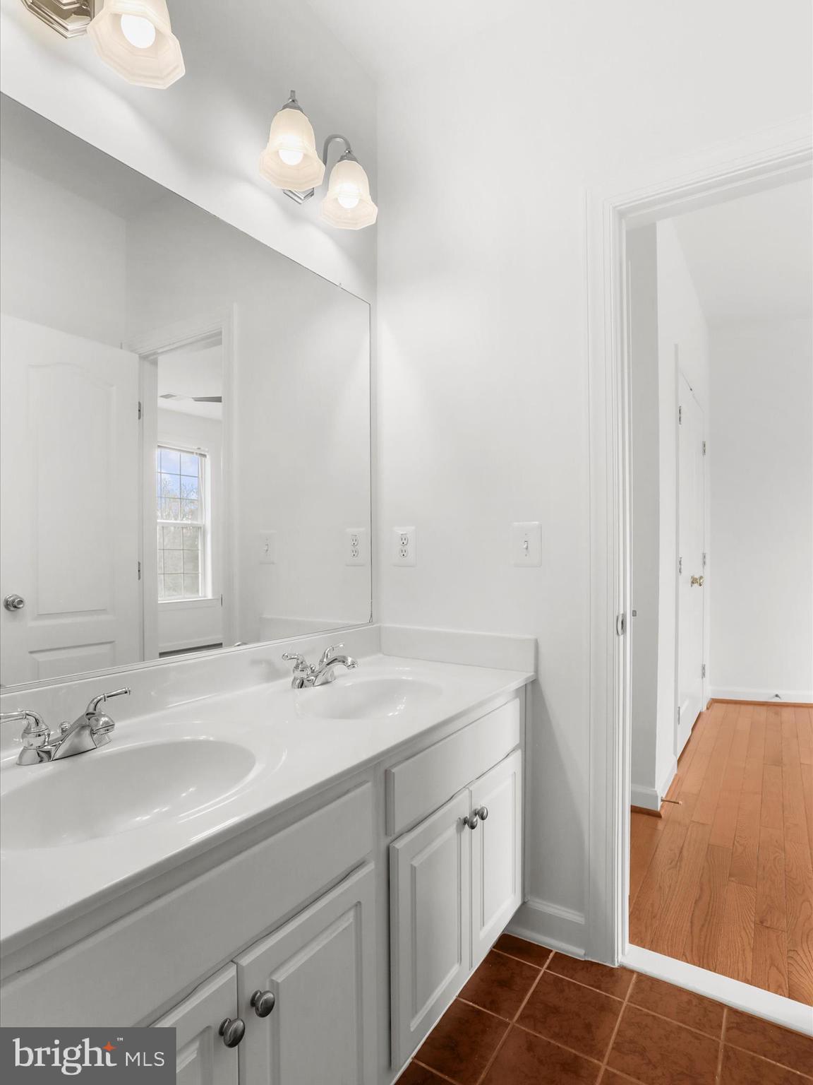 ASHBURN - Residential