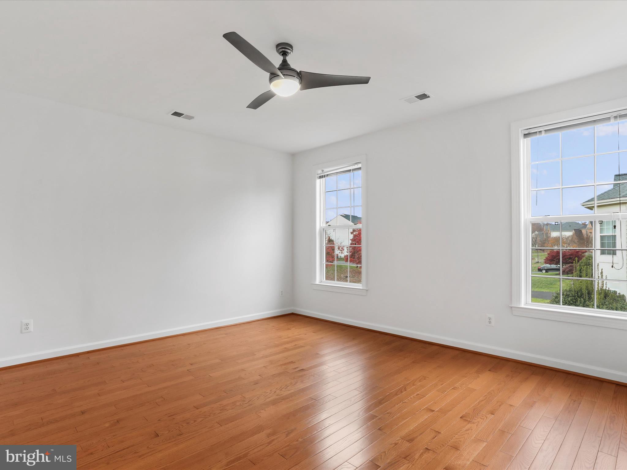 ASHBURN - Residential