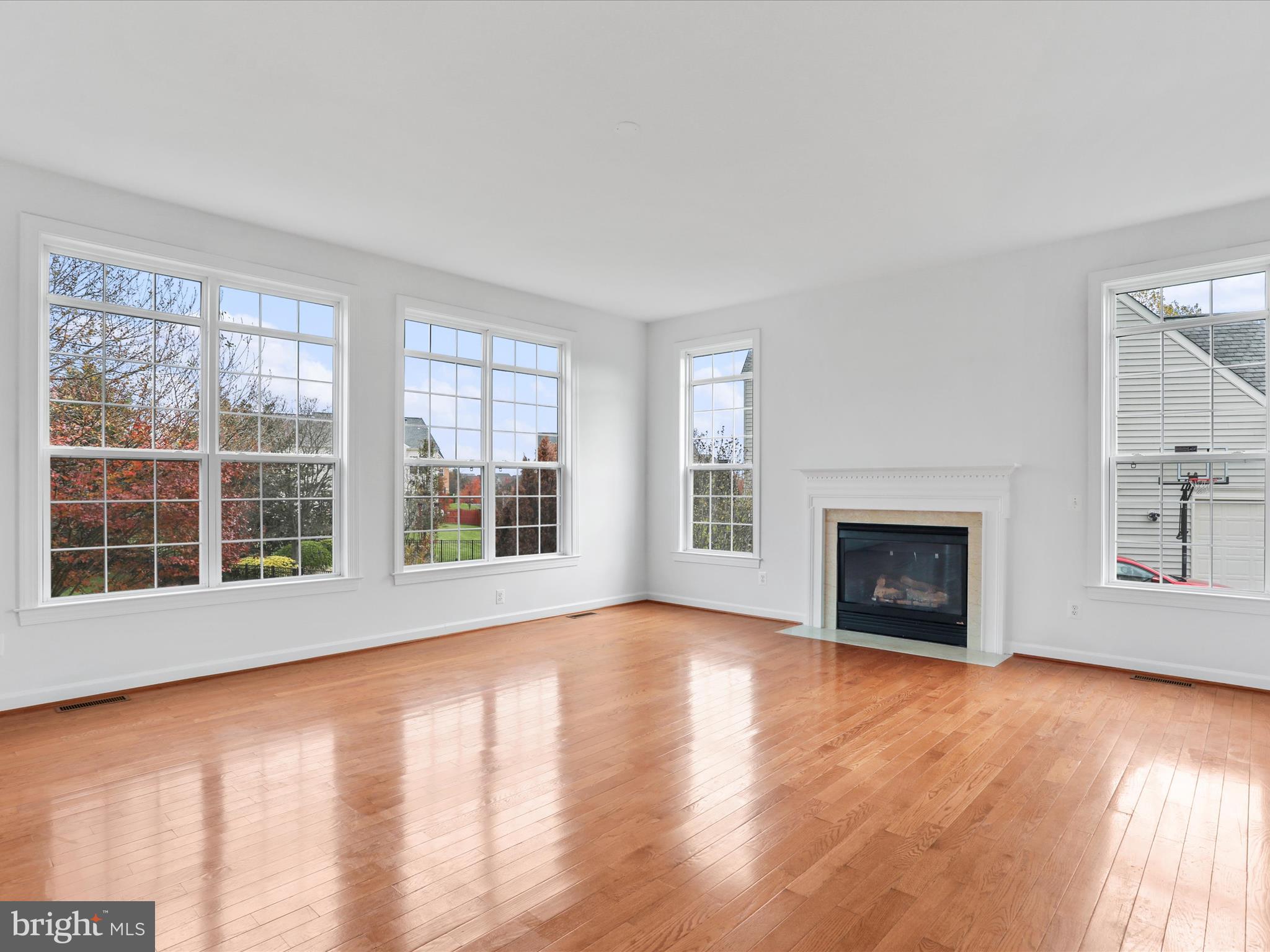 ASHBURN - Residential