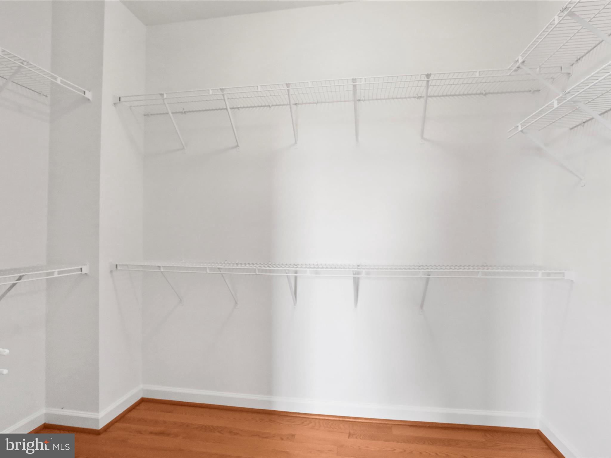 ASHBURN - Residential