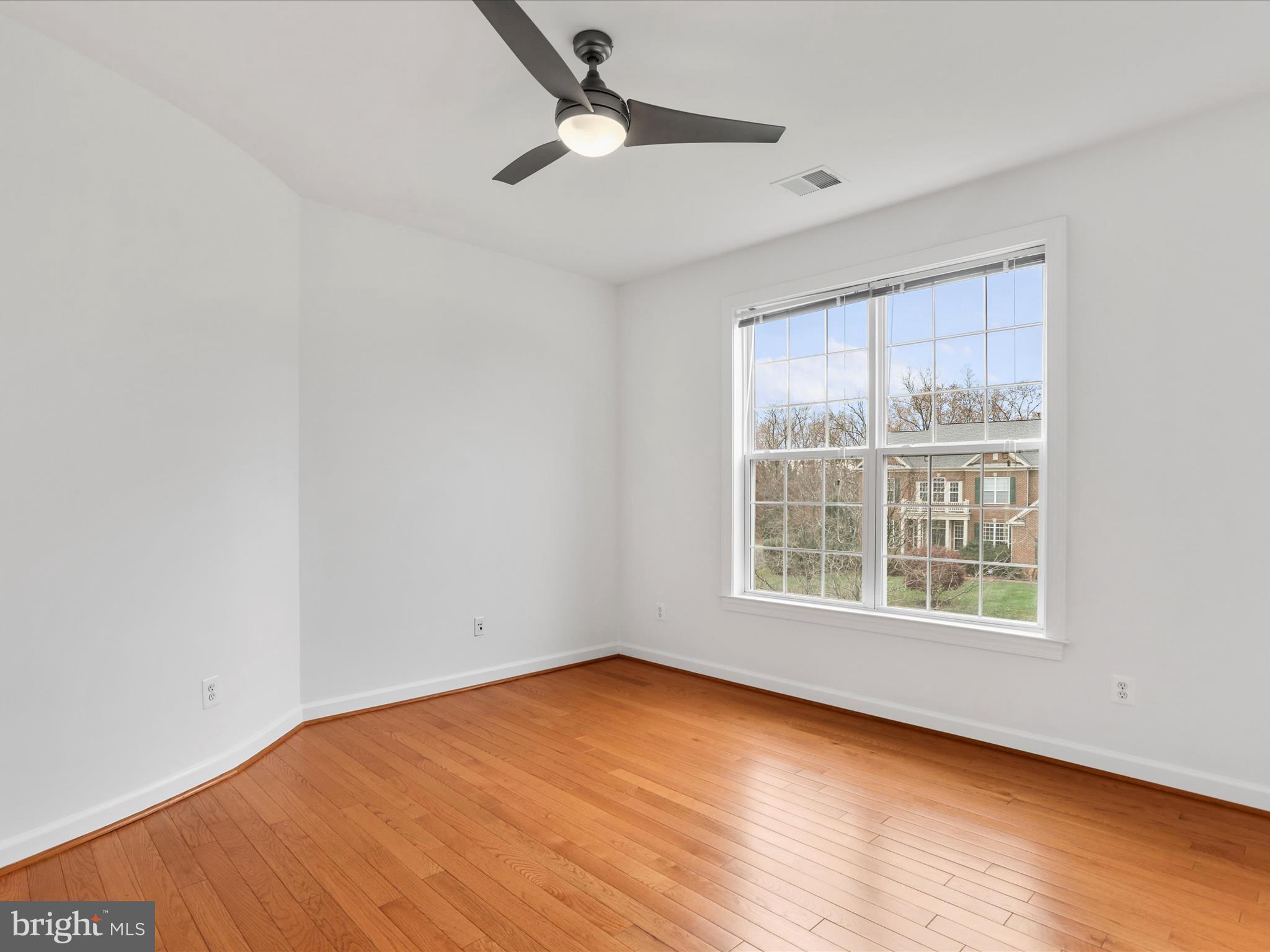 ASHBURN - Residential