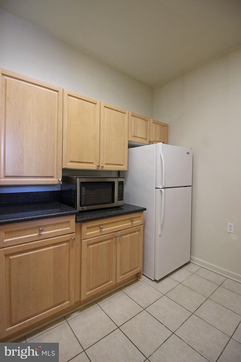 2726 GALLOWS ROAD 112