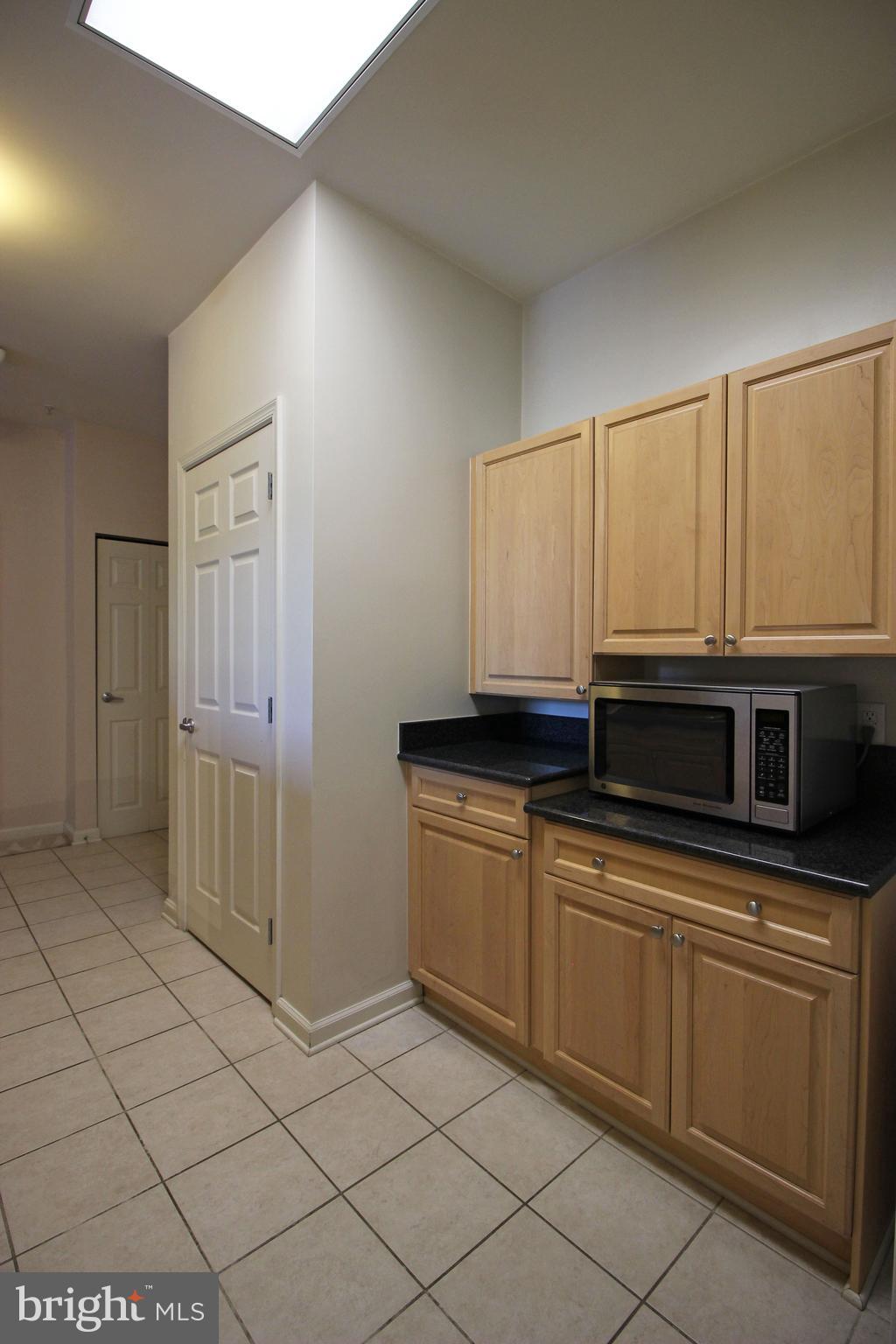 2726 GALLOWS ROAD 112