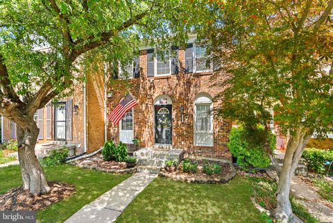 Photo of 2847 Seminole Road, WOODBRIDGE, VA 22192 (MLS # VAPW2119580)