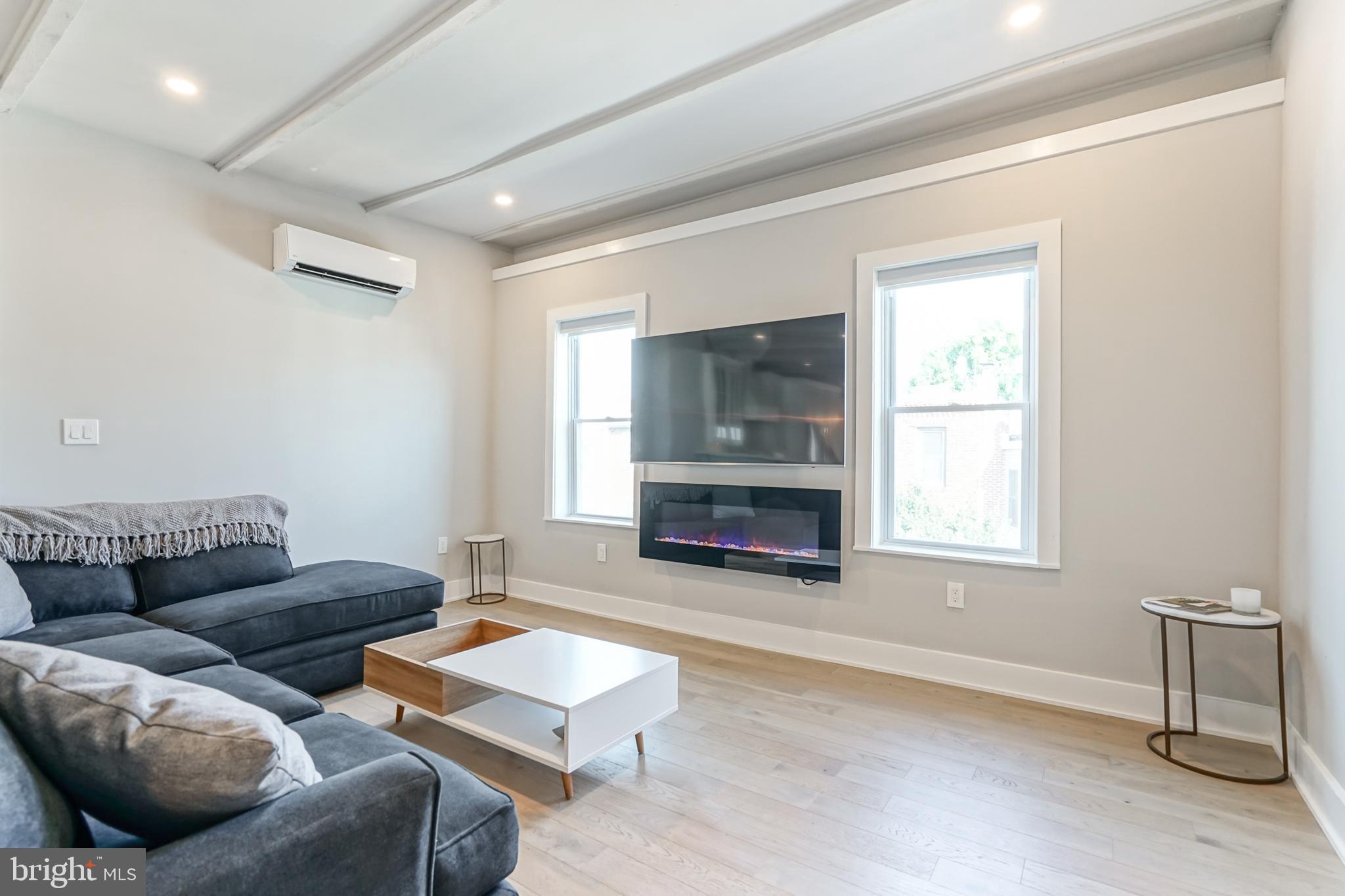 FITLER SQUARE - Residential Lease