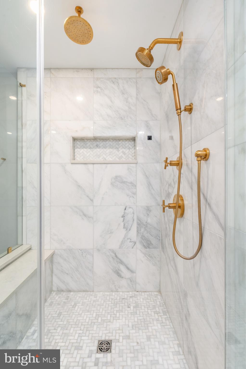 FITLER SQUARE - Residential Lease