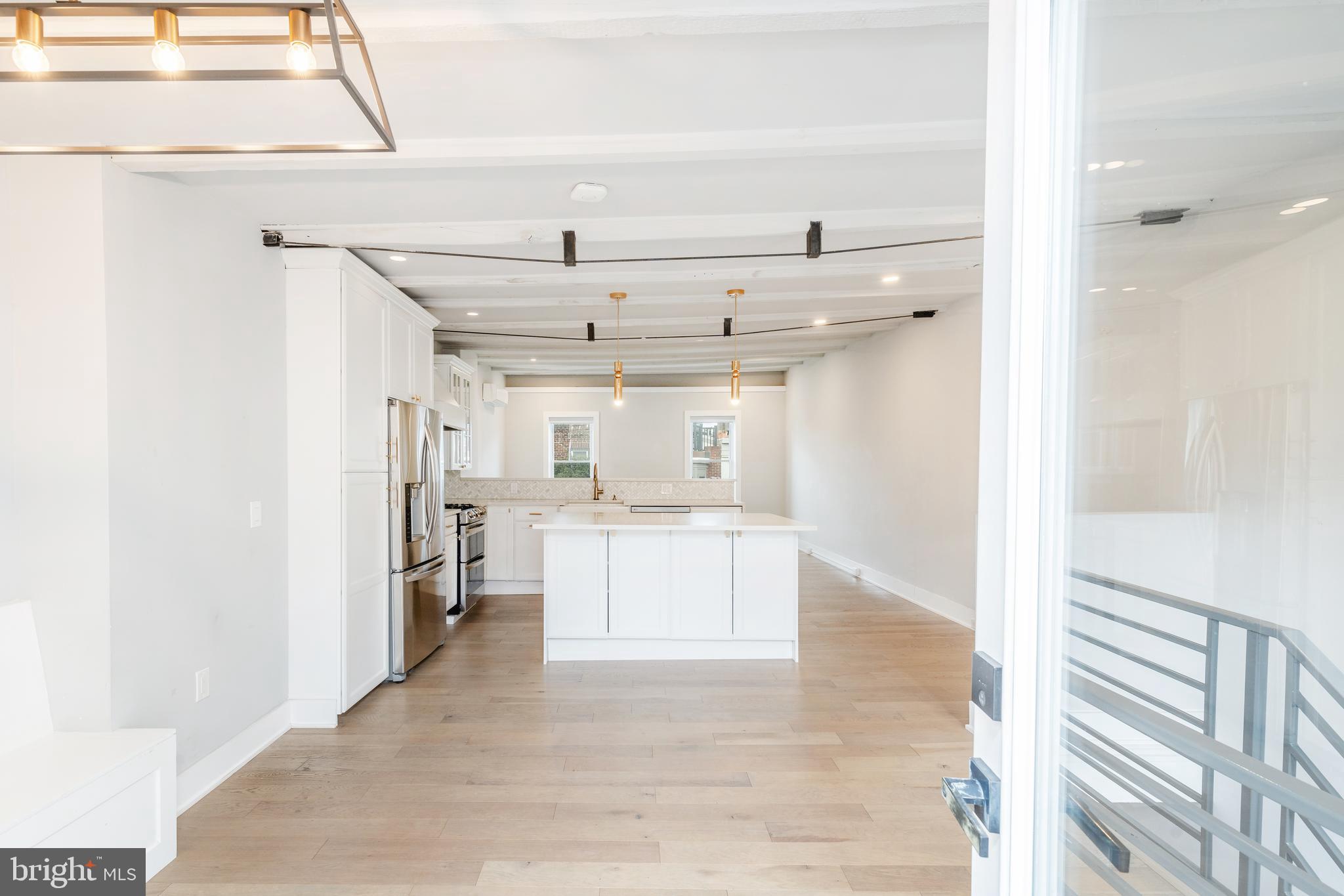 FITLER SQUARE - Residential Lease