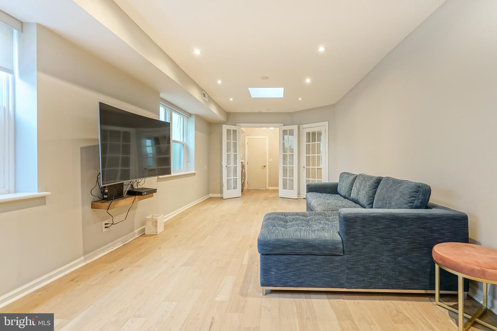 FITLER SQUARE - Residential Lease