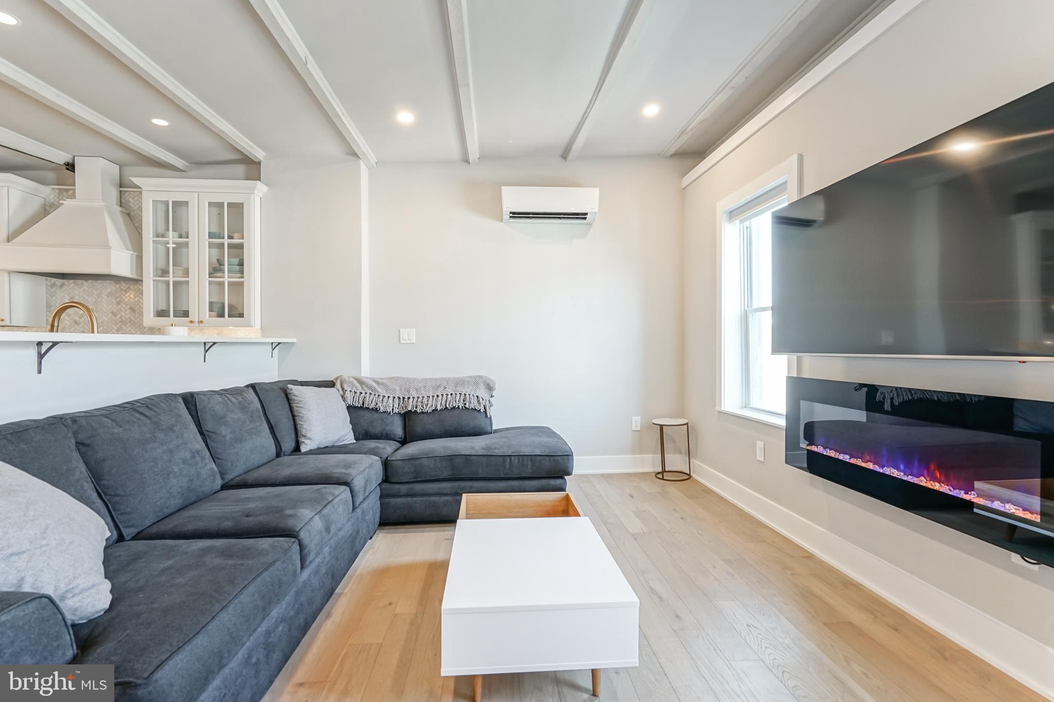 FITLER SQUARE - Residential Lease