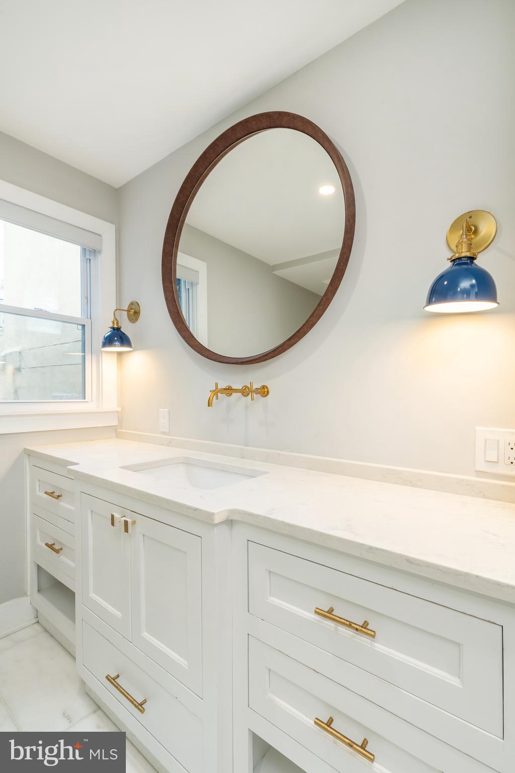 FITLER SQUARE - Residential Lease