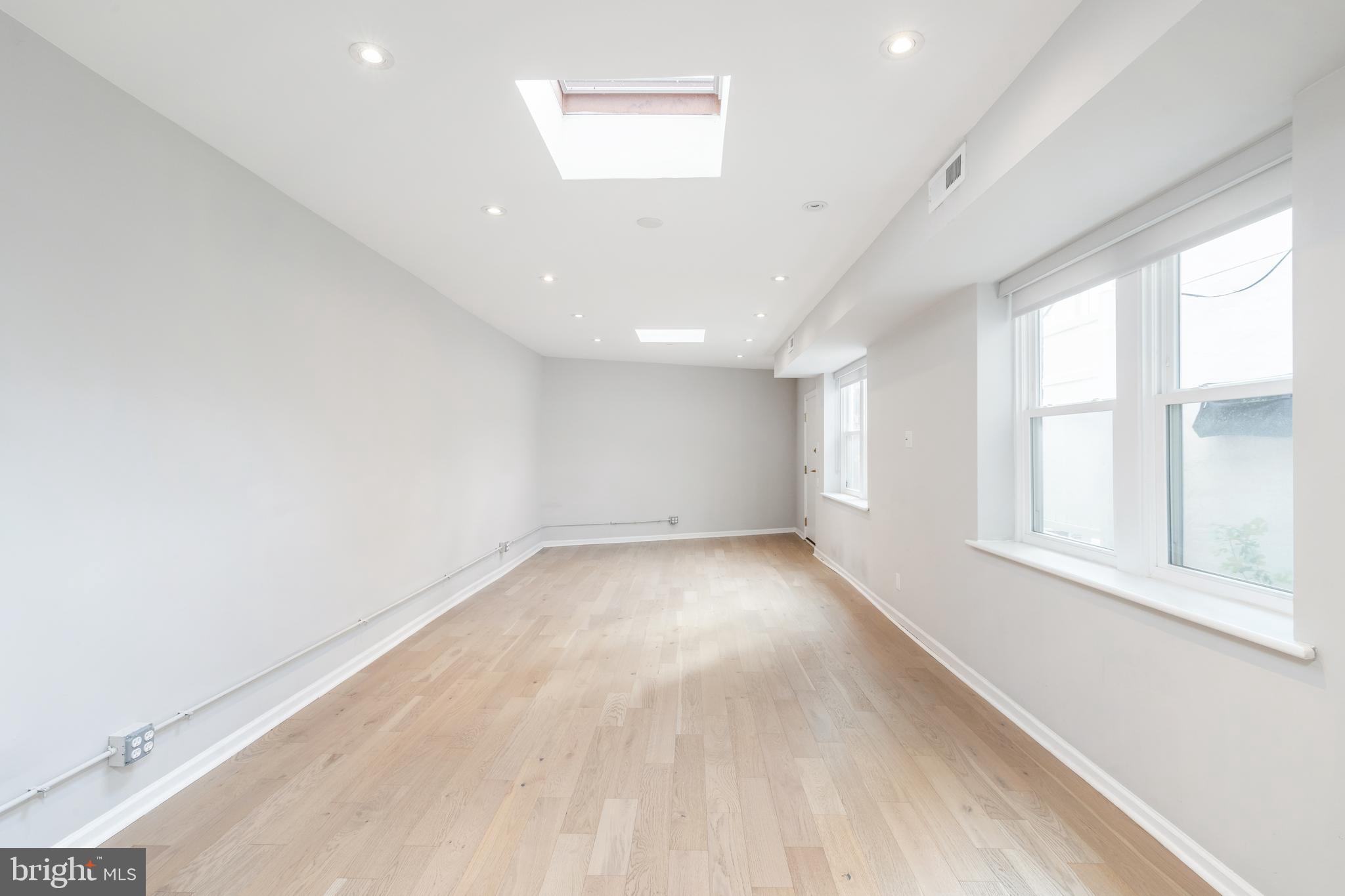 FITLER SQUARE - Residential Lease