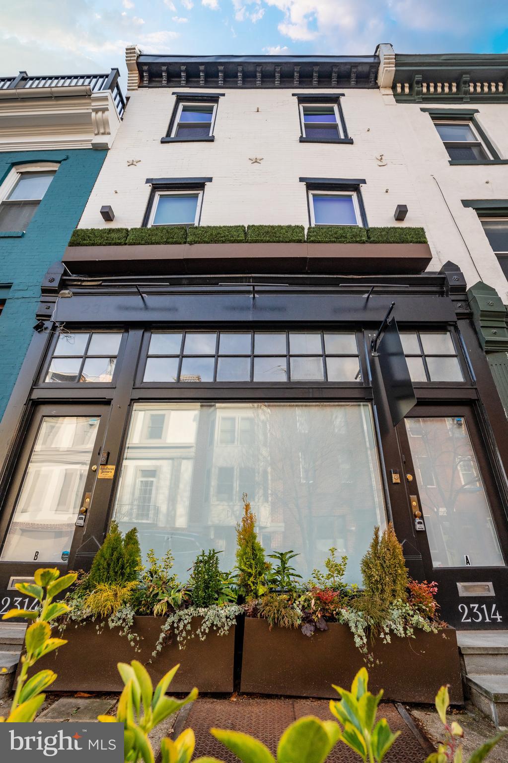 FITLER SQUARE - Residential Lease