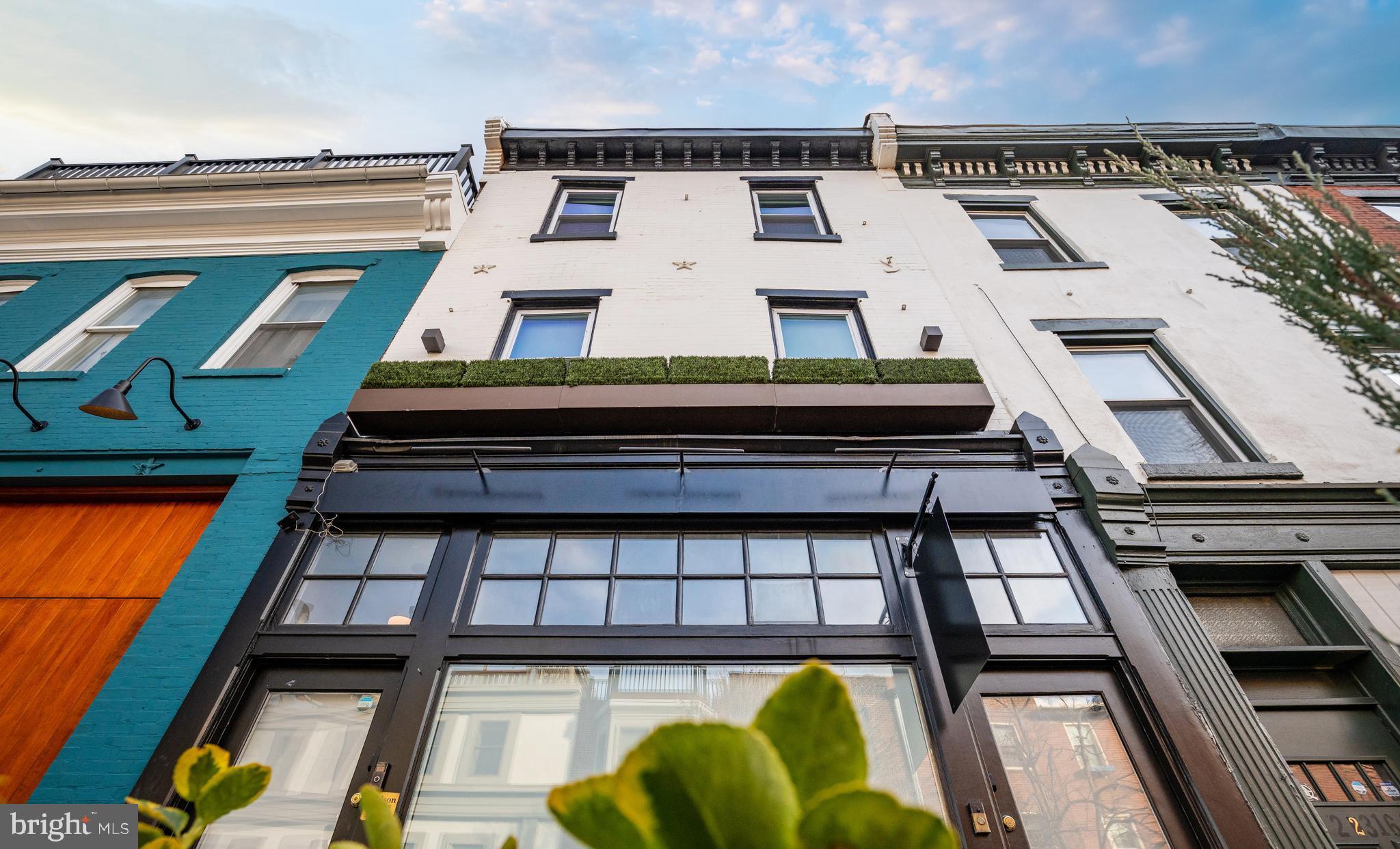 FITLER SQUARE - Residential Lease