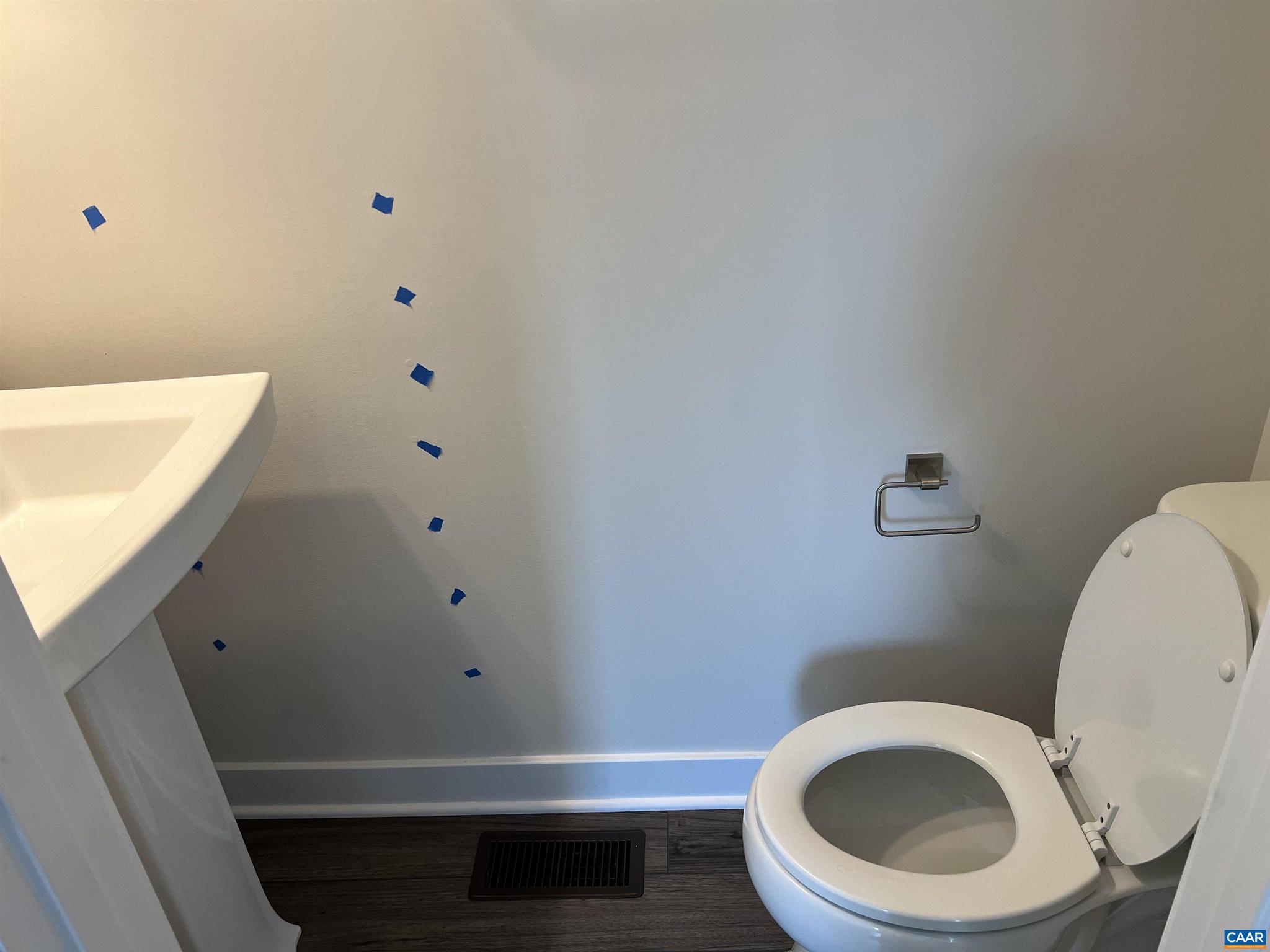 FOREST LAKES - Residential Lease