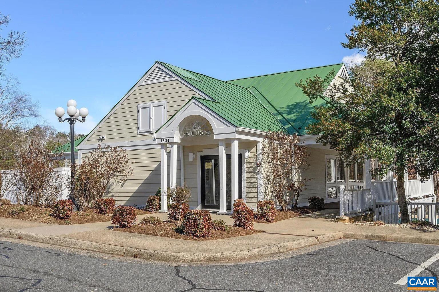 FOREST LAKES - Residential Lease