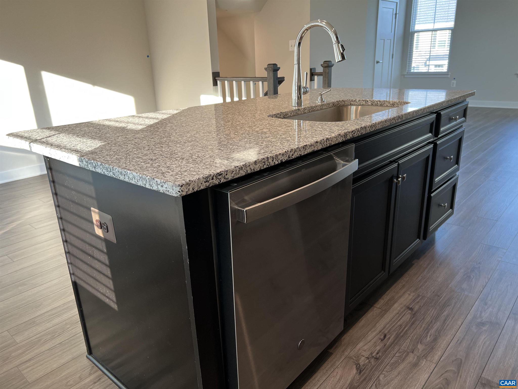 FOREST LAKES - Residential Lease