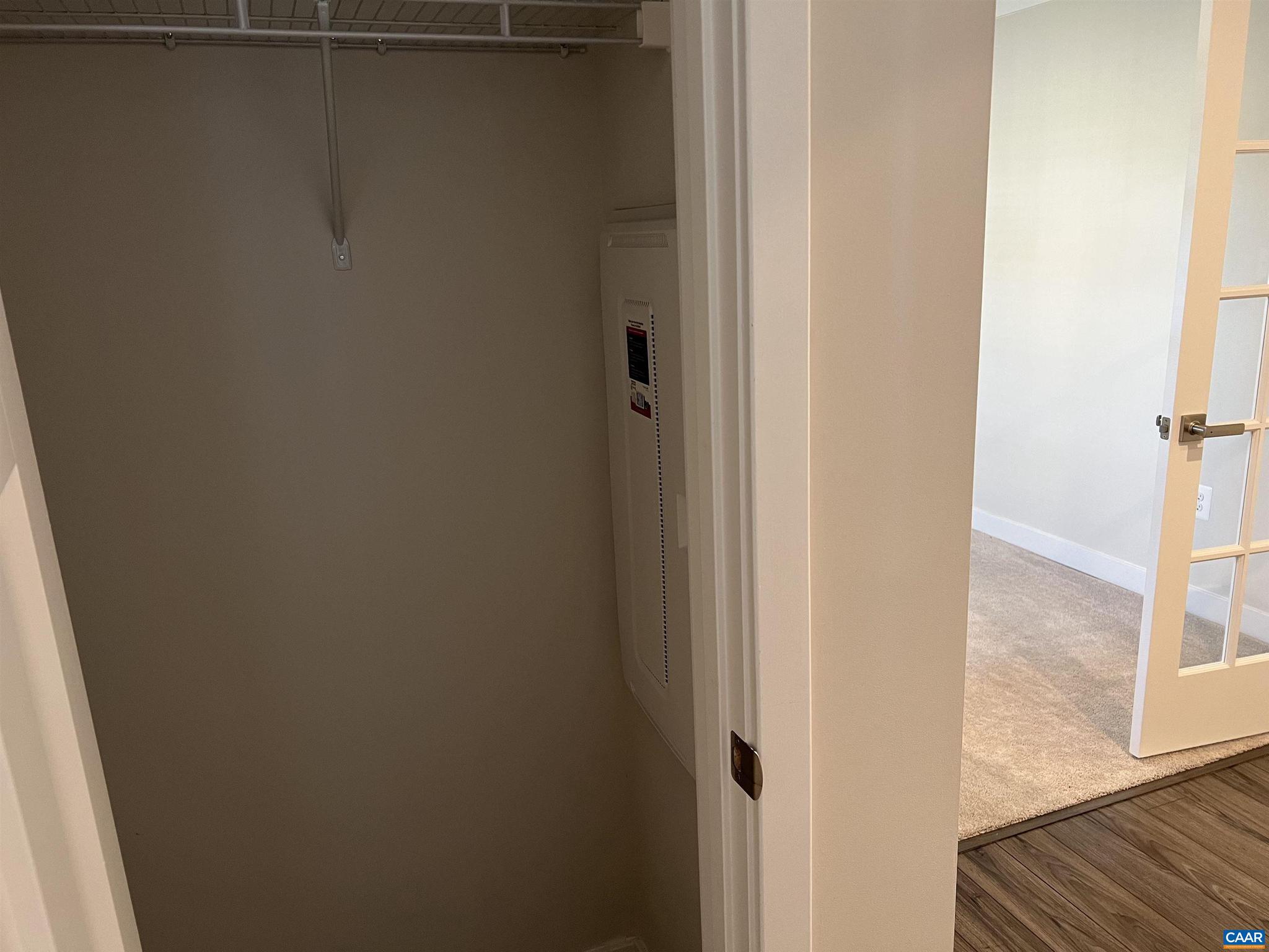 FOREST LAKES - Residential Lease