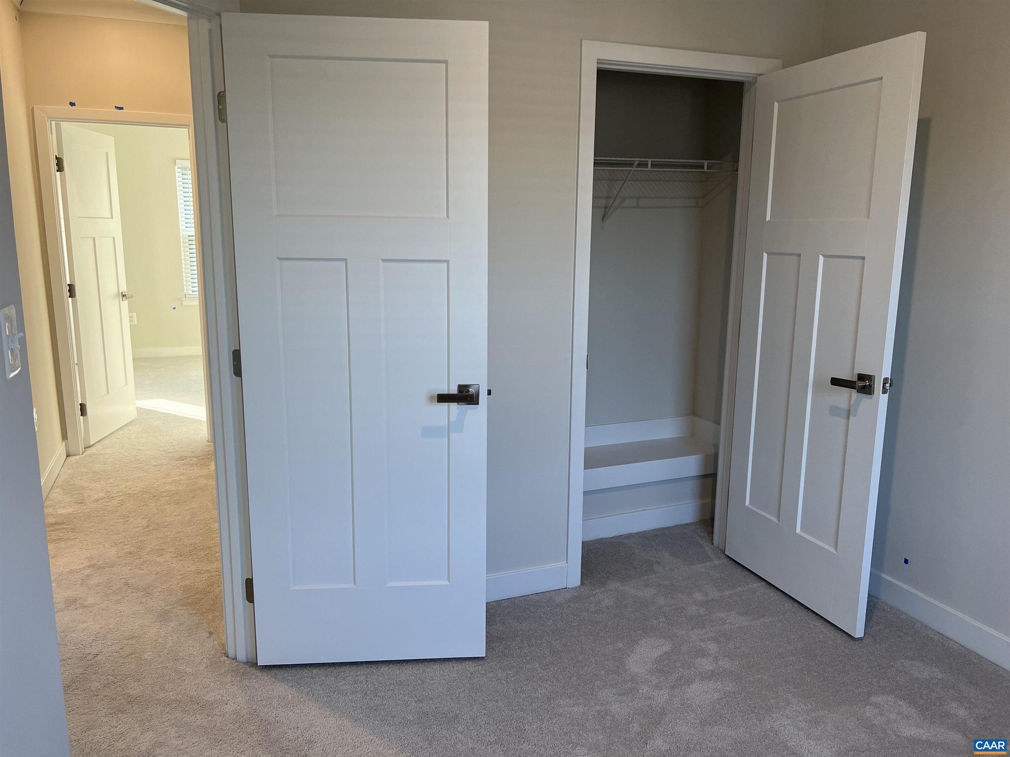 FOREST LAKES - Residential Lease