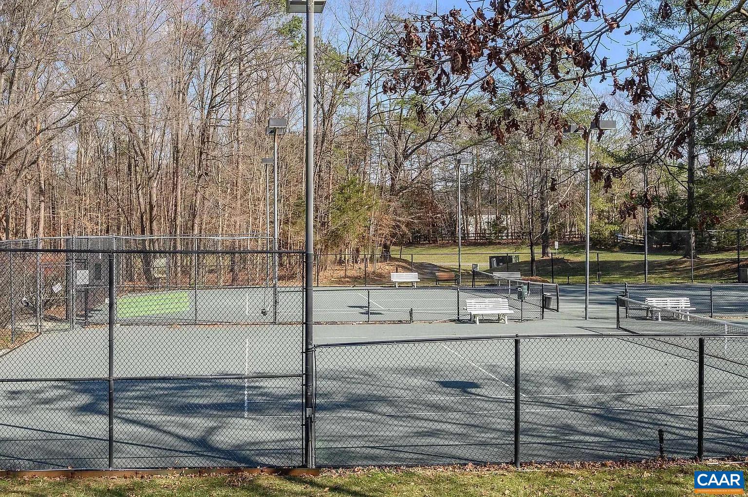 FOREST LAKES - Residential Lease