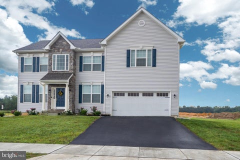 Homes For Sale - 42 Southall Court #CHARLESTON<br/> SMYRNA, DE 19977