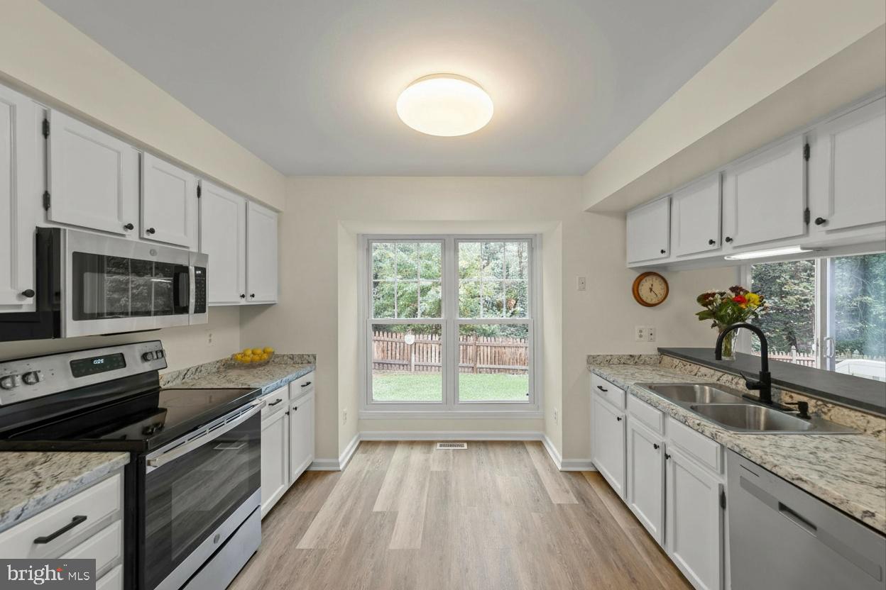10 FENTON WOOD DRIVE
