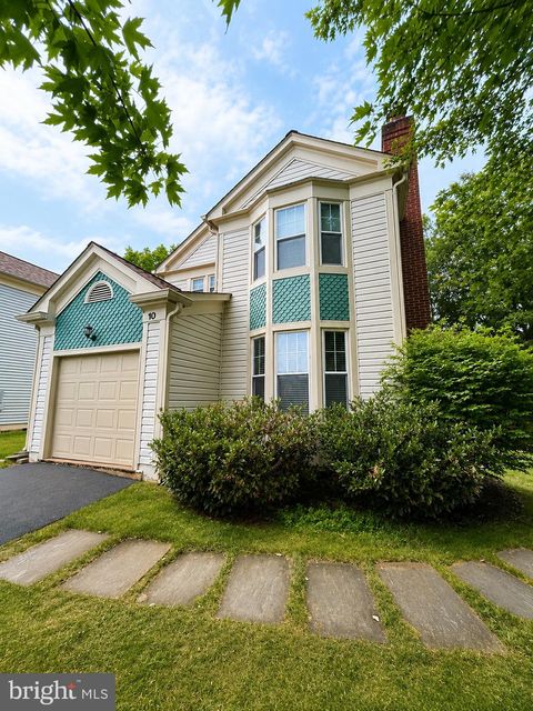 Homes For Sale - 10 Fenton Wood Drive<br/> STERLING, VA 20165