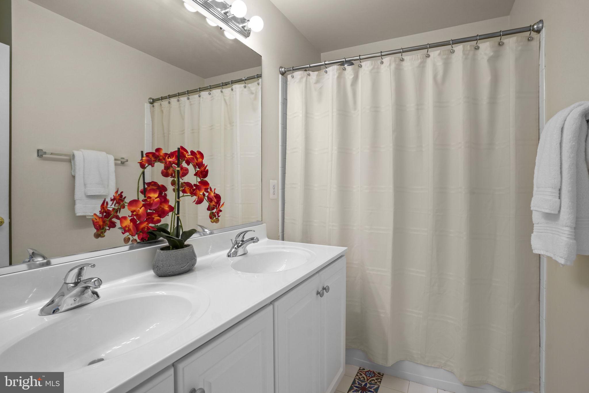 SINGLETREE - Residential