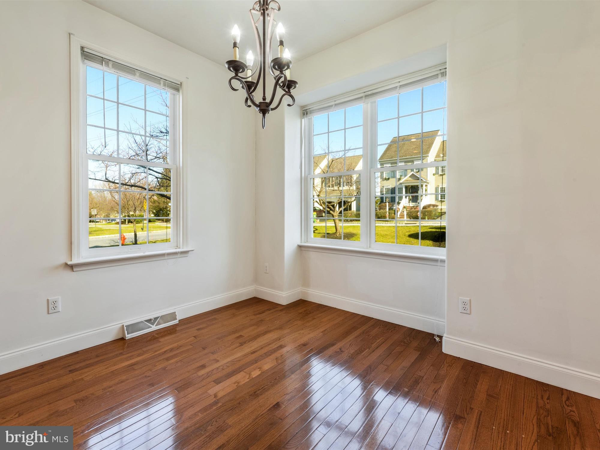 MILLCREEK - Residential