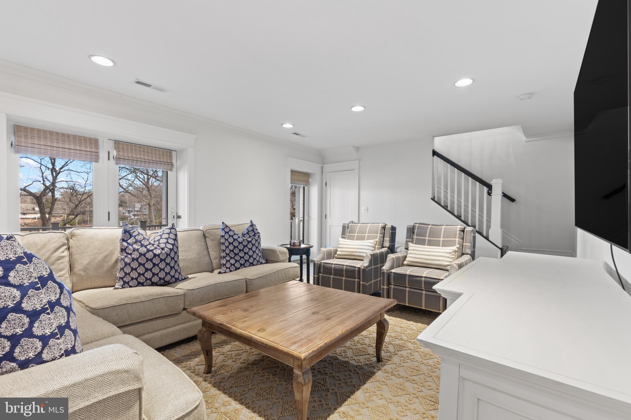 LINSTEAD ON THE SEVERN - Residential