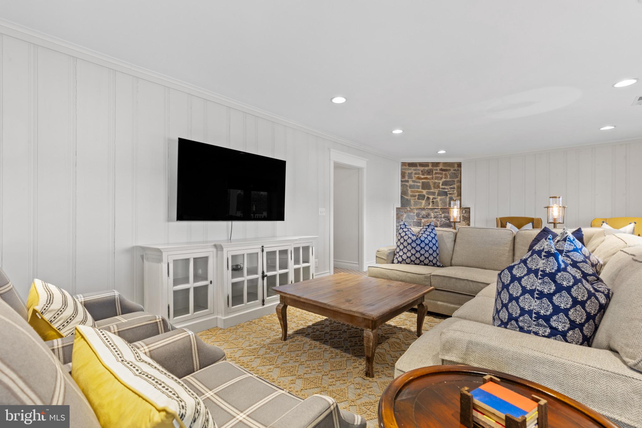 LINSTEAD ON THE SEVERN - Residential