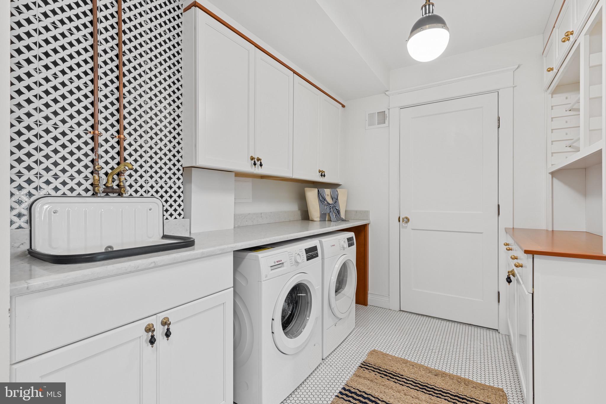 LINSTEAD ON THE SEVERN - Residential