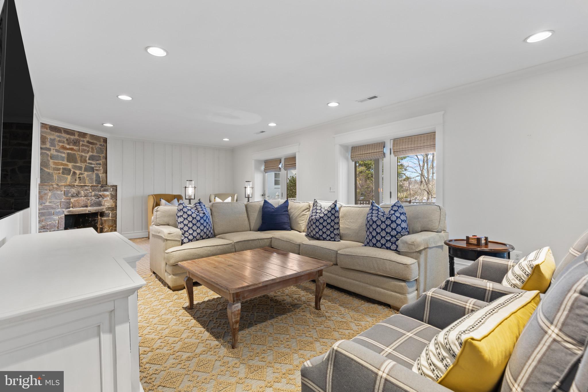 LINSTEAD ON THE SEVERN - Residential