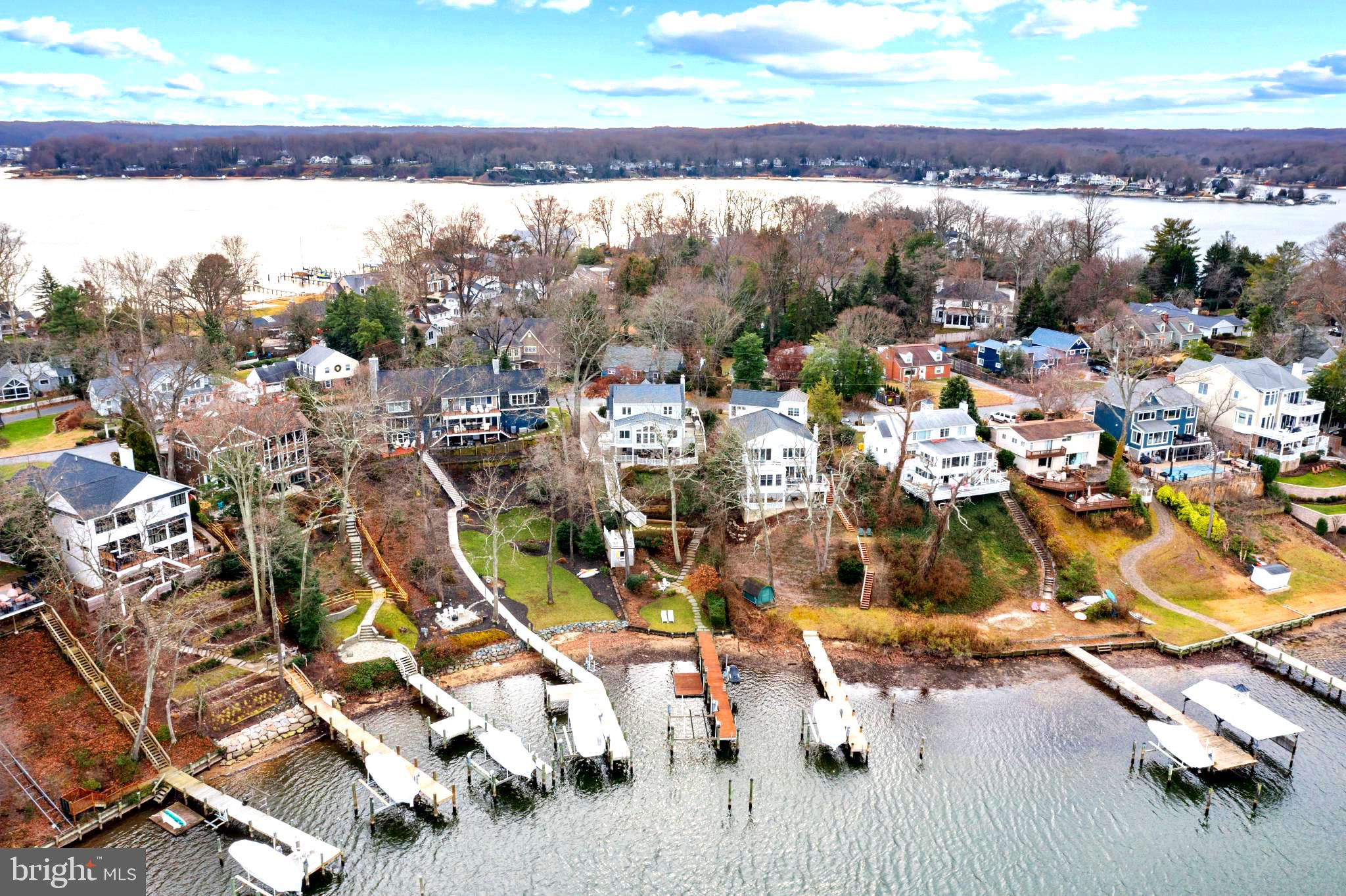 LINSTEAD ON THE SEVERN - Residential