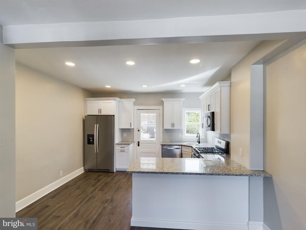 Photo of 238 E Liberty Street, Lancaster, PA 17602 (MLS # PALA2056836)