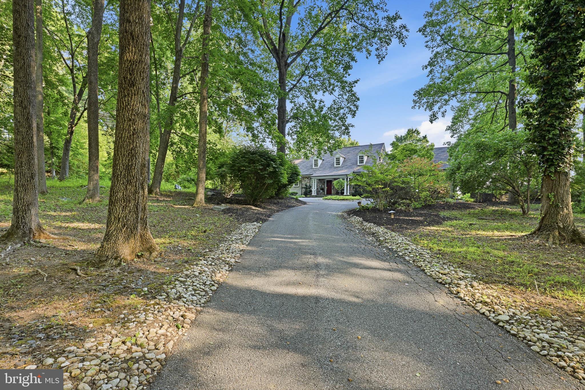 2 ROCKLAND RIDGE ROAD