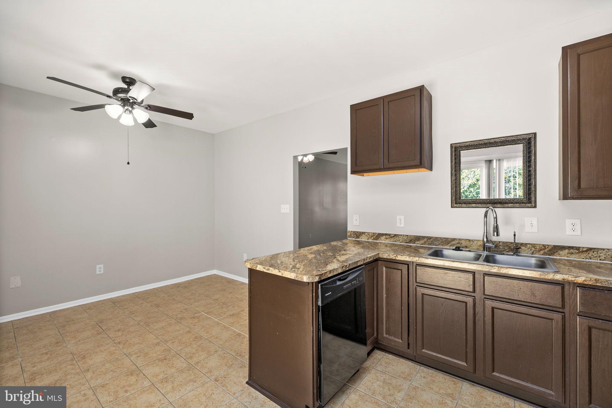 SOUTHLAKE AT MONTCLAIR - Residential