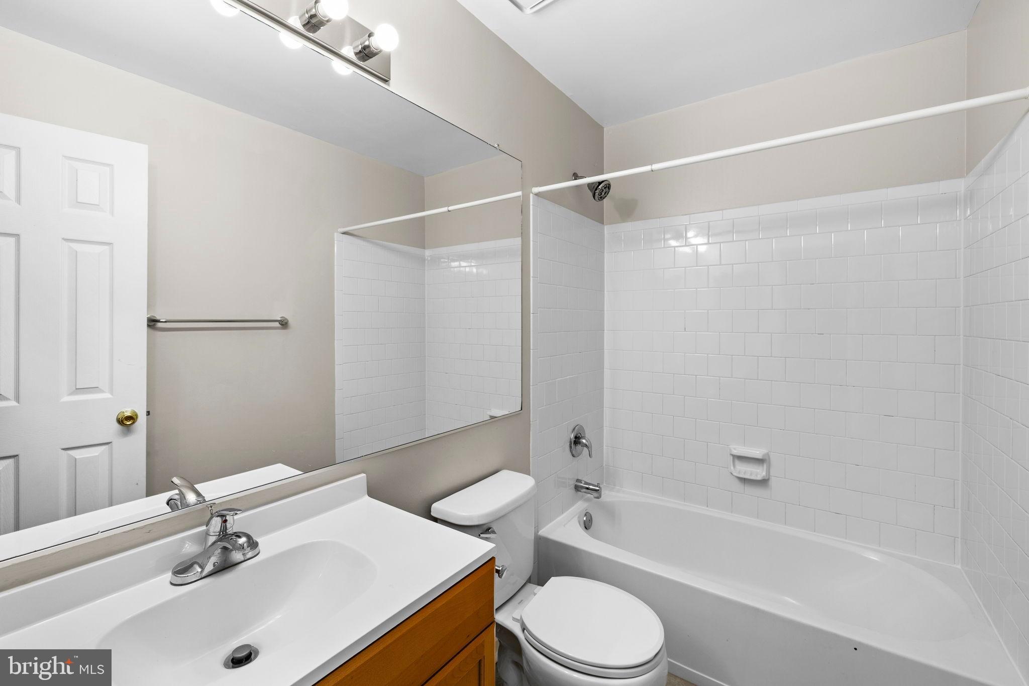 SOUTHLAKE AT MONTCLAIR - Residential